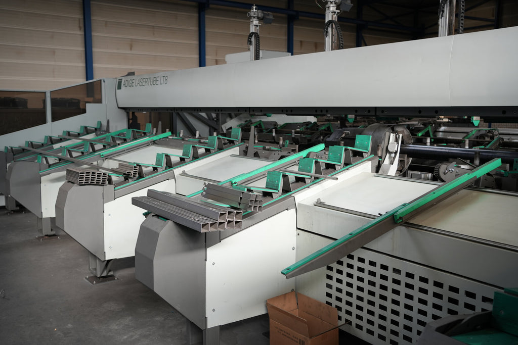 BLM Adige LT8 2014 - lader
