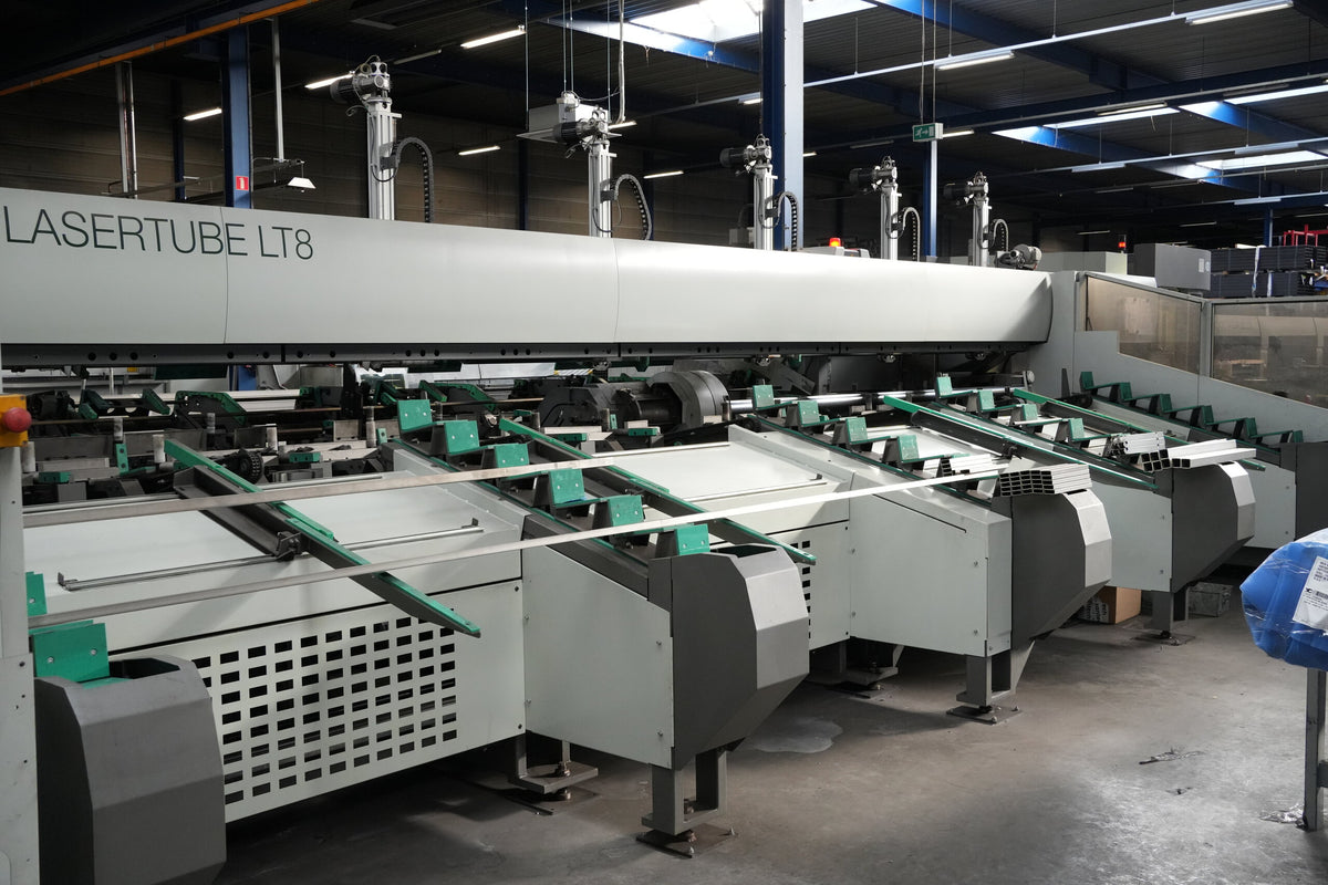 BLM Adige LT8 2014 - lader en invoer