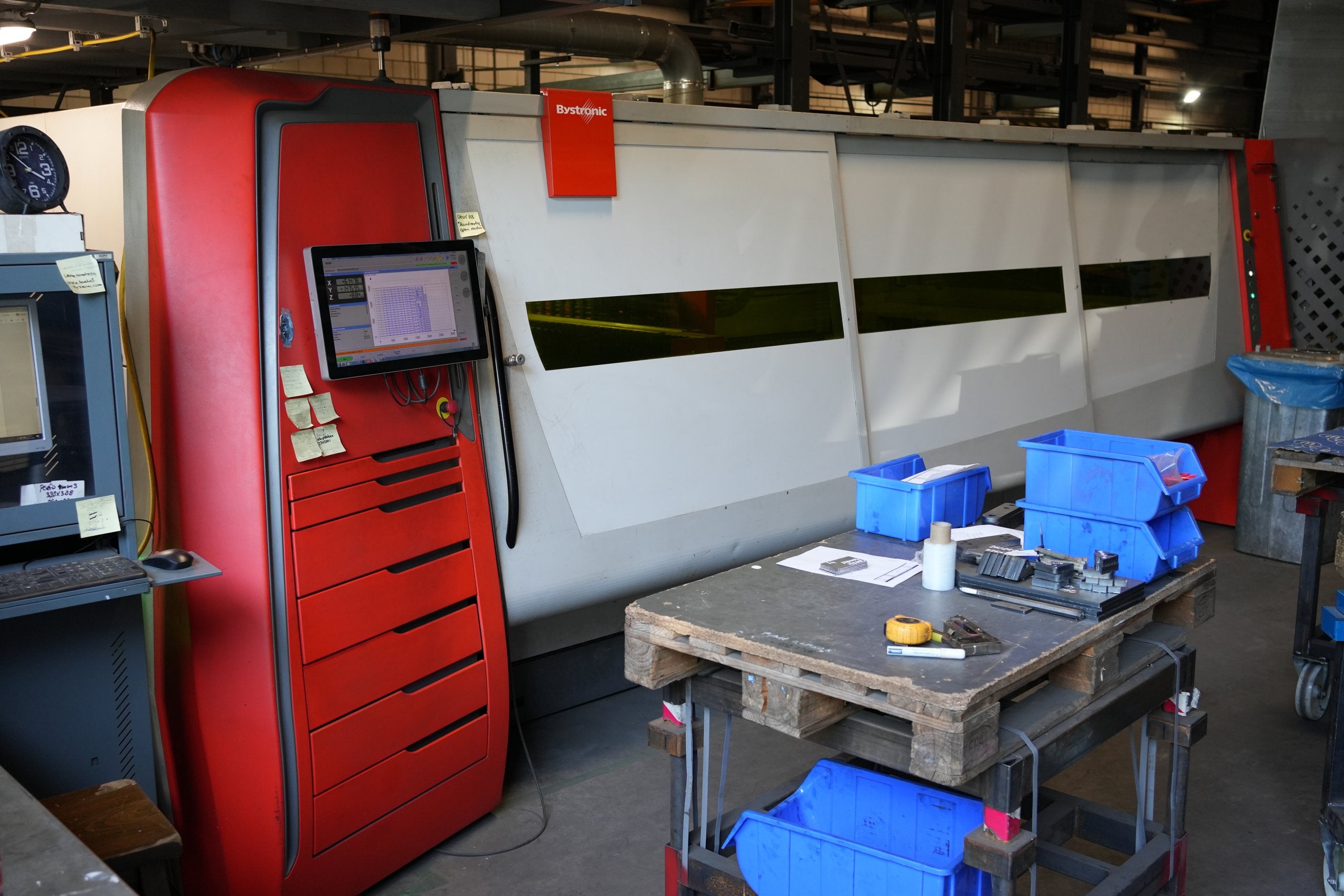 Bystronic ByAutonom 3015 Fiber - vooraanzicht met ByVision bedieningspaneel